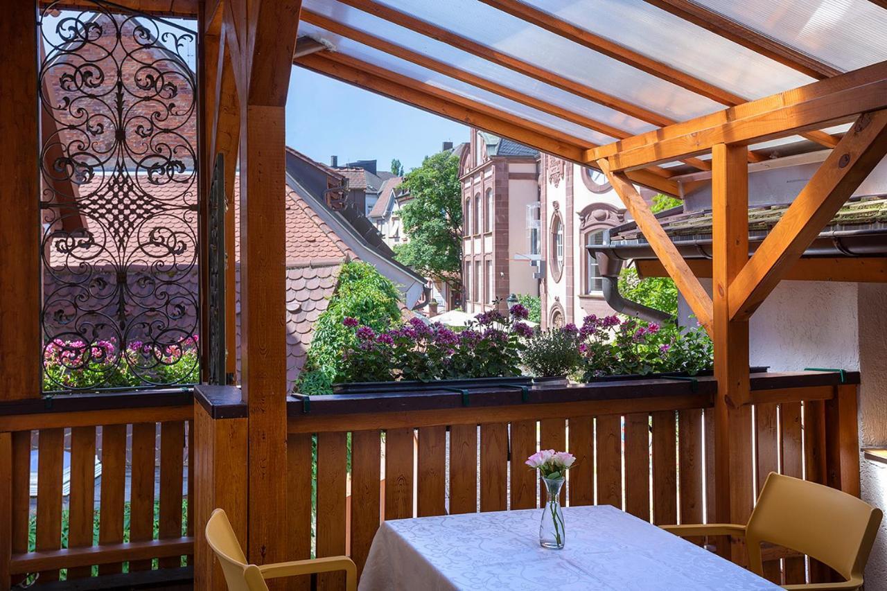 Hotel & Restaurant Sichelschmiede ไฟรบวร์กอิมไบรส์เกา ภายนอก รูปภาพ